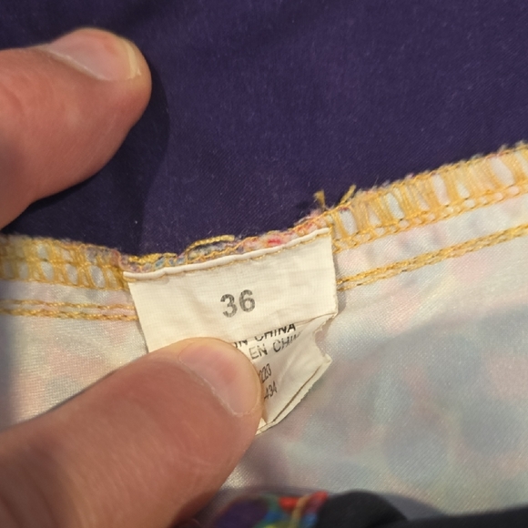 DC Colorful Polka Dot Patterned Apparel - Picture 8 of 9